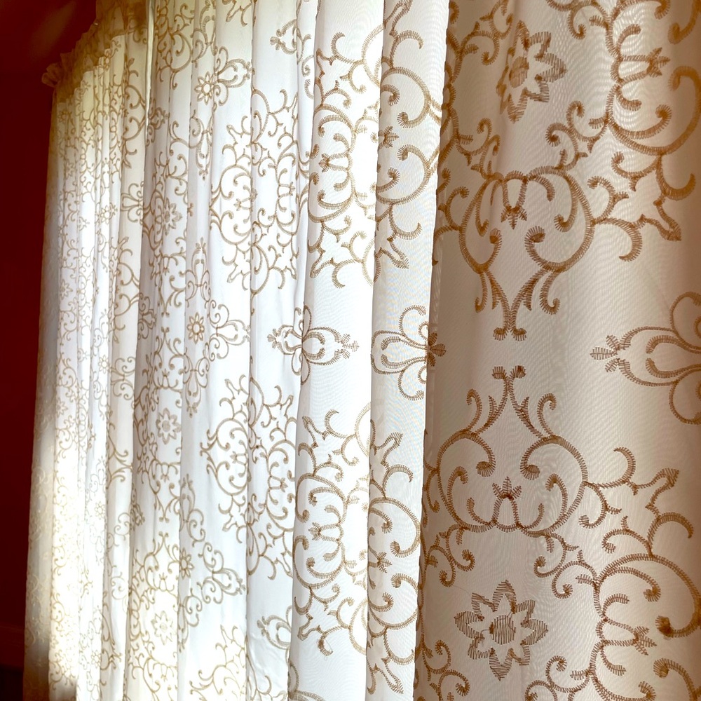 Curtains 🏡